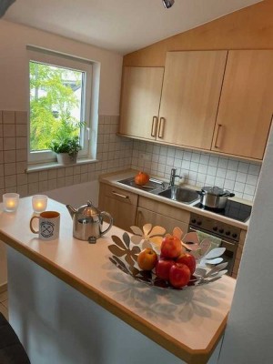 Wunderschöne 1,5 Zimmer DG Wohnung in Griesheim mit Balkon