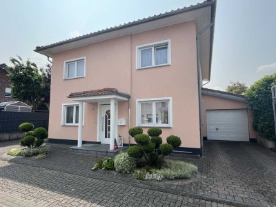 Stadthausvilla in ruhiger und zentrumsnaher Lage