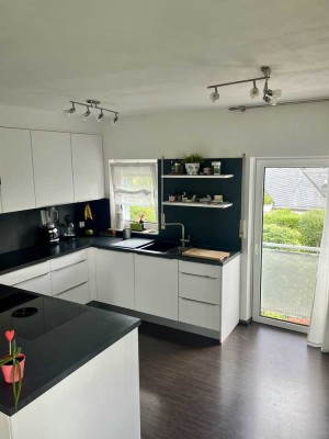 Charmante Maisonette-Wohnung mit hochwertiger Küche in Dornholzhausen