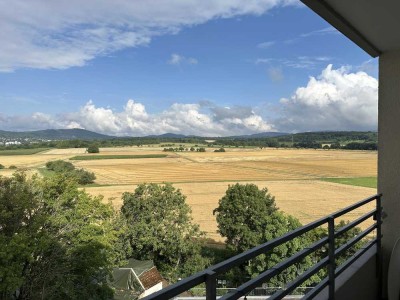 Helle 3-Zimmer-Wohnung mit Balkon & Tiefgarage in Liederbach am Taunus
