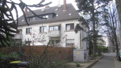 3,5 Zimmer Wohnung mit Garten, Garage+Stellplatz davor (Gesamtmiete: 980€)
