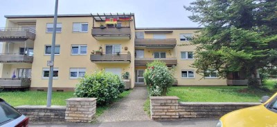 Renovierte 1,5-Zimmer-Stadtwohnung mit Tageslichtbad und Westbalkon in Müllheim