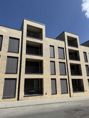 Eiken - Erstbezug: Dachgeschoss! Sonnendurchflutete 3-Zimmer-Wohnung am Park! Neubau!