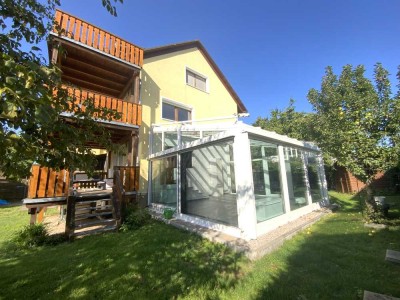 Modernisiertes Mehrfamilienwohnhaus mit Charme & Alleinstellungsmerkmal