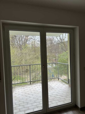 Erstbezug nach Renovierung! Gemütliche 2 Zimmerwohnung mit Balkon und TG-Stellplatz