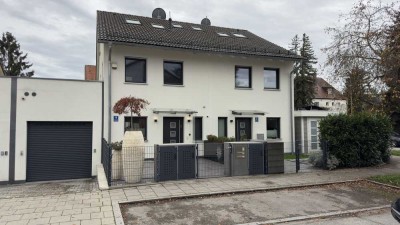 Exklusives hochwertig möblirtes Einfamilienhaus mit 6 Zimmern in München-Feldmoching