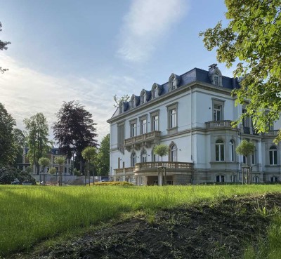 Großzügiges Wohnen in denkmalgeschütztem Ambiente