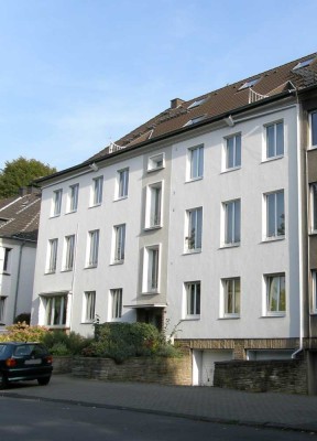 "Sehr schöne 3-Zi-Whg.- im Konsulatsviertel"