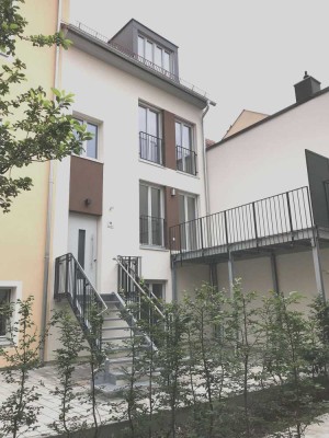 Stilvoll Wohnen: Großzügiges Townhouse in bester Innenstadtlage im Quartier an den Stadtmauern