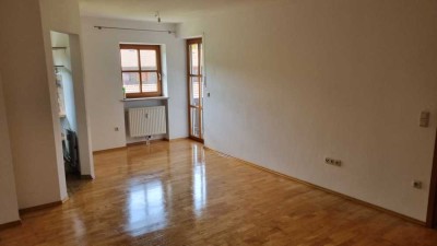 attraktive 2 Zimmer Wohnung mit Balkon in Benediktbeuern