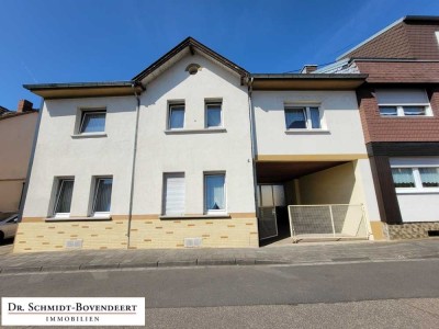 Solides Einfamilienhaus mit Nebengebäude in ruhiger und doch zentraler Lage von Neuwied!