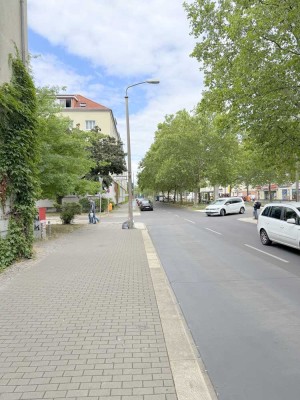 Schöne, helle 2-Zimmer-DG-Wohnungen mit Terrasse und EBK in Berlin Johannisthal