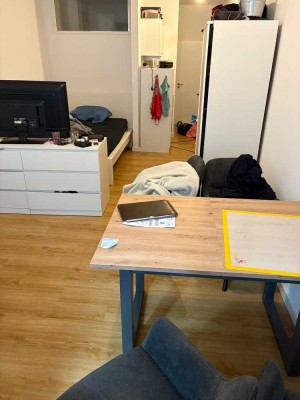 Nachmieter gesucht: Exklusive 1-Raum-Erdgeschosswohnung mit EBK in Aachen