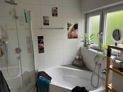 Schöne und modernisierte 5-Zimmer-Erdgeschosswohnung mit geh. Innenausstattung mit EBK in Gemmingen