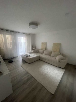 Freundliche 4-Zimmer-Erdgeschosswohnung mit gehobener Innenausstattung mit Balkon in Eisenach