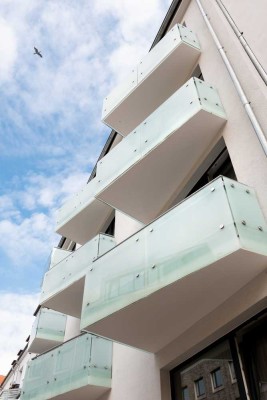 Luxuriöse möblierte 2-Zimmer Dachgeschosswohnung mit Balkon in Hannover-Mitte