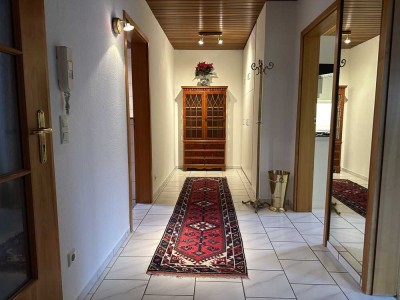 2-Zimmerwohnung mit großer Essküche und Tageslichtbad!