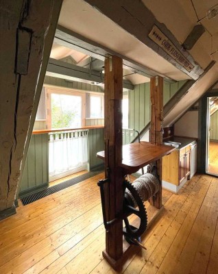 ELBJUWEL - Mansardenwohnung 200qm mit Galerie/Elbbalkon