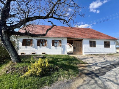 Einzigartiger &amp; Authentischer Vierkanthof mit Arkaden im südlichen Burgenland