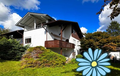 Von privat: Freistehendes, wunderschön gelegenes und leerstehendes Mehrfamilienhaus in Bad Birnbach