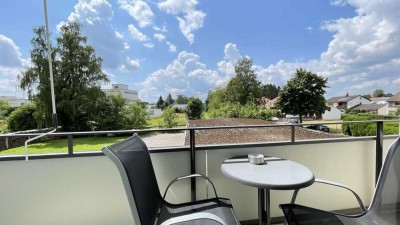 ... AIGNER - charmante Wohnung im 1.OG mit Balkon und freier Aussicht ...
