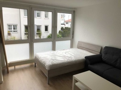 Möblierte Charmante, sanierte 1-Zimmer-Wohnung mit neuer Einbauküche, Stellplatz & Keller
