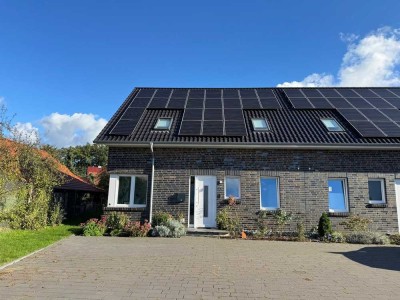 Energieeffiziente-Doppelhaushälfte mit gehobener Innenausstattung in Wetschen