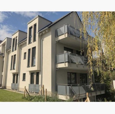 Helle moderne EG Wohnung