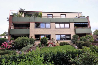 Sonnige und modernisierte 2-Zimmer Dachgeschosswohnung mit Balkon & Terrasse in Hamburg-Rahlstedt