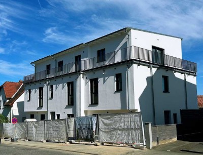 Erstbezug: Geschmackvolle 7-Zimmer-Reihenendhaus mit lux. Innenausstattung