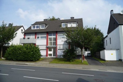 Sanierte 3-Zimmer Dachgeschoss Wohnung  in Moitzfeld