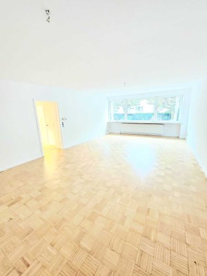 Modernisierte 3,5-Zimmer-Erdgeschosswohnung mit EBK in 56112, Lahnstein