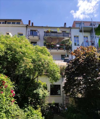 Helle 2-Zimmer-Wohnung mit Sonnenbalkon zu vermieten