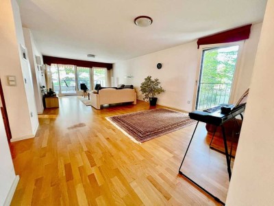 Grün, ruhig, charmant - 4,5-Zi.-Wohnung mit West-Balkon + TG-Stellplatz - Nähe Ottobrunn