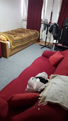 Sanierte 5-Zimmer-Wohnung mit Einbauküche in Zell