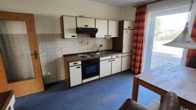 Schöne WG Wohnung 3 Zimmer, Wohnküche, Terrasse