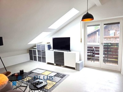 Super schicke, fast neue, 1,5 Zimmer Dachgeschoss-Wohnung mit viel Charme, Licht und Luft!