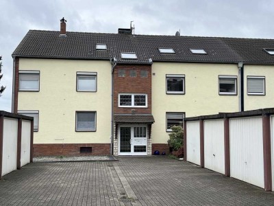 Große Maisonette-Wohnung mit Balkon und Terrasse in Moers-Repelen