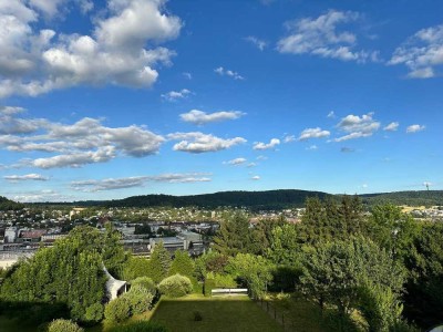 - RESERVIERT - Eigentumswohnung mit traumhafter Aussicht auf dem Tüllinger Berg
