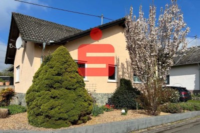 Charmantes & modernisiertes 6-Zimmer Einfamilienhaus