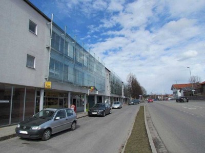 3 Zimmer Wohnung 86 m² - Erstbezug nach Kernsanierung