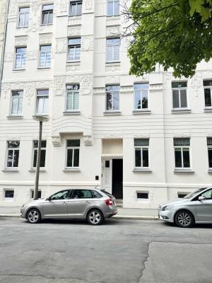 Gepflegt 3- Raumwohnung mit Tageslichtbad und Balkon