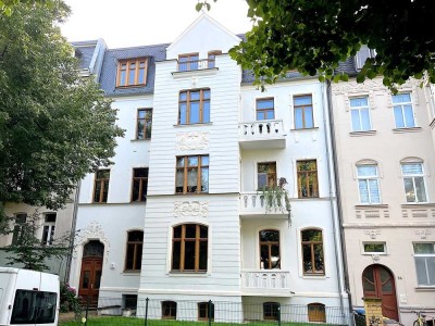 Maisonette mit Souterrain und 2 Balkonen