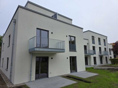 Stellingen: 3-Zi.-Neubau-Wohnung in ruhiger Seitenstraße