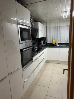 Vermietung zum 01.02.2026 - 3,5 Zimmer mit Einbauküche auf der Korber Höhe