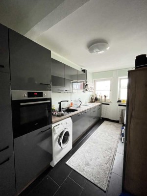 Schöne 4,5 Zimmer Wohnung mit Wintergarten zu vermieten