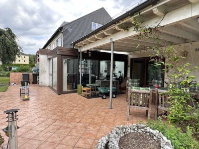 � Charmante DHH in Wuppertal – Mehrgenerationenhaus mit 3 Einheiten und großem Garten&Dachterrasse