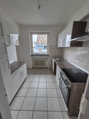 3 Zimmer, Küche, Bad mit Gartenblick