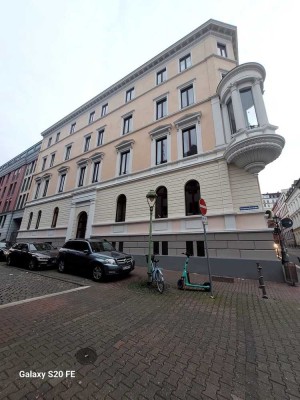 Stilvolle Eigentumswohnung in bester Altstadtlage von Mainz - solide Kapitalanlage mit Perspektive