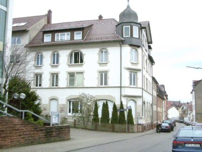 Ansprechende 3,5-Zimmer-Maisonette-Wohnung mit Balkon in Pforzheim